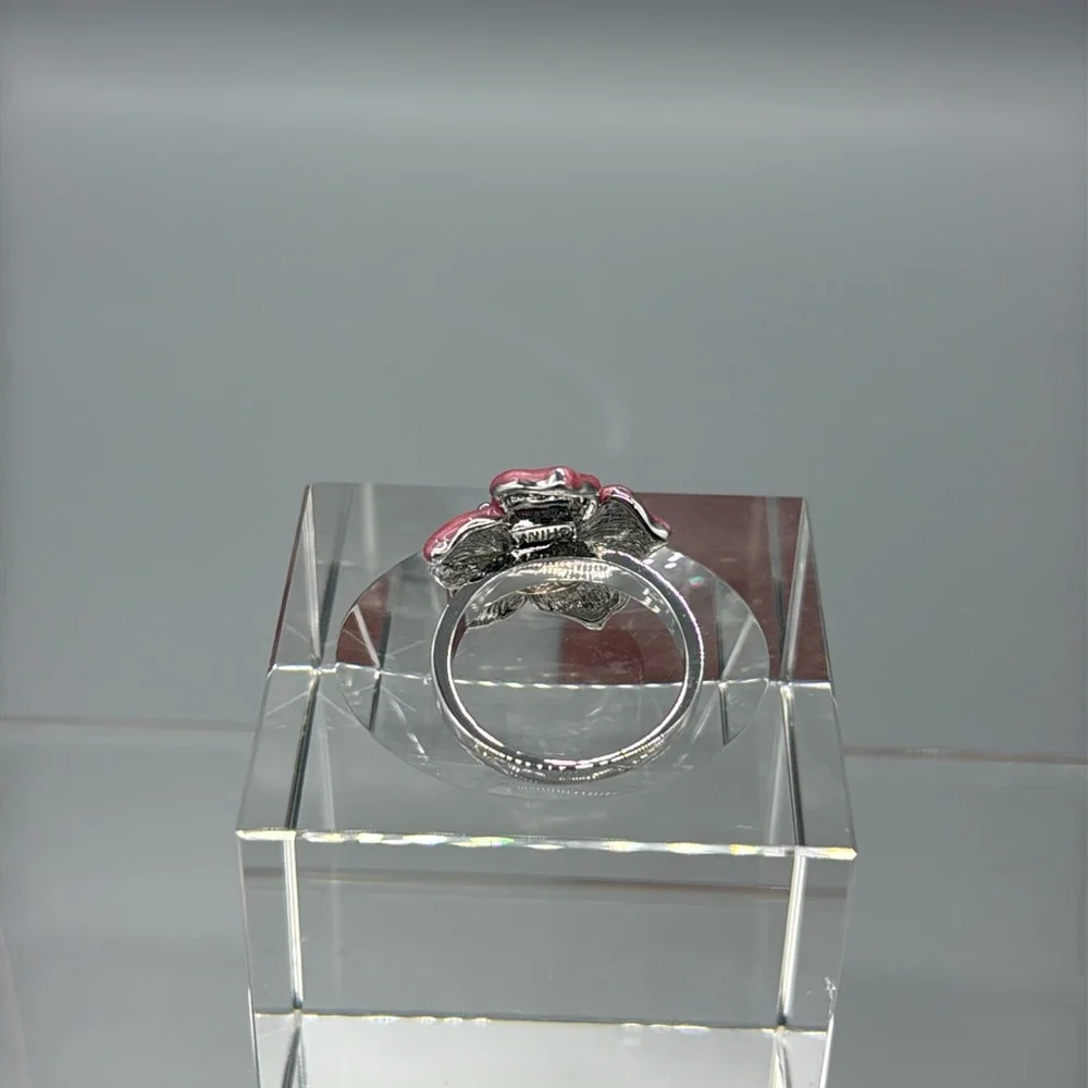 KENNETH JAY LANE FLOWER RING - Picture 3 of 7